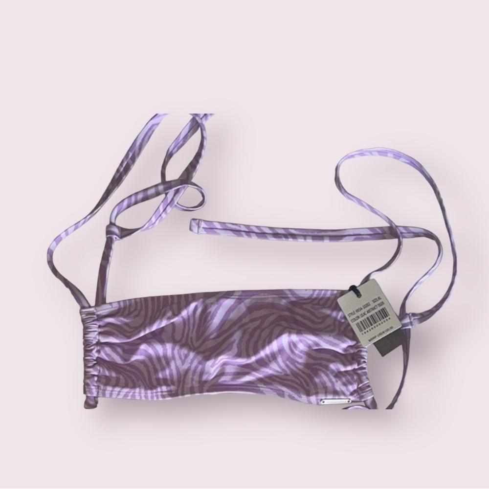NWT Kendall and Kylie bikini top!